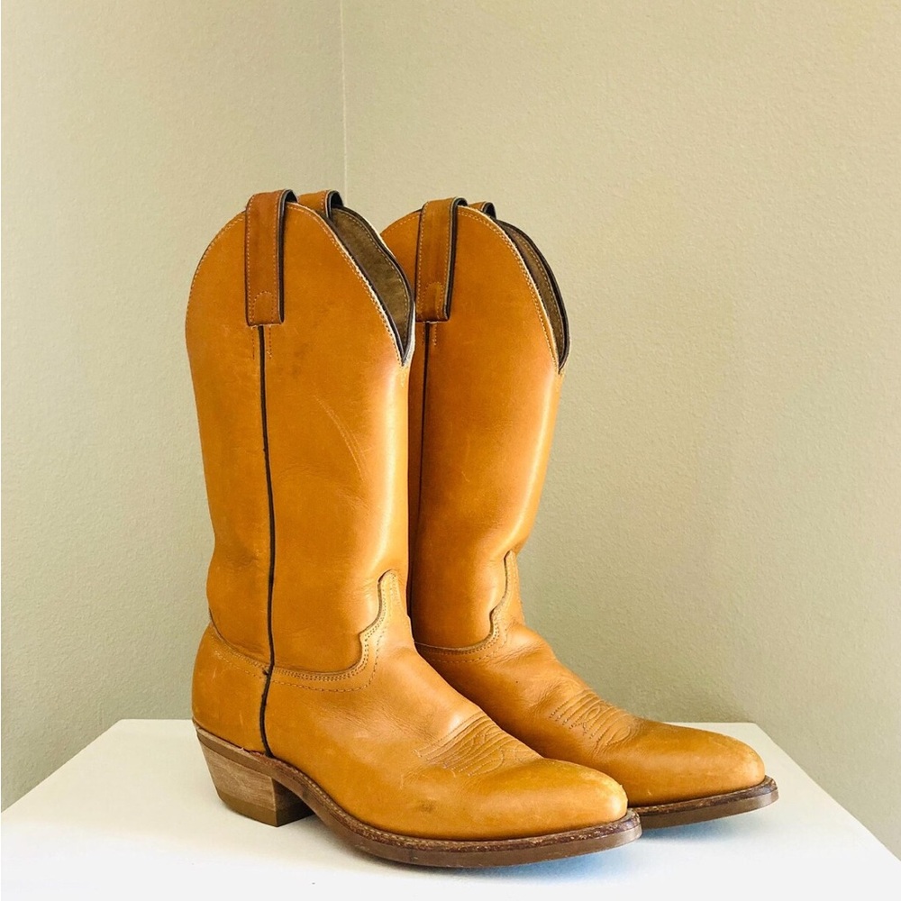 Classic Tan Leather Cowboy Boots